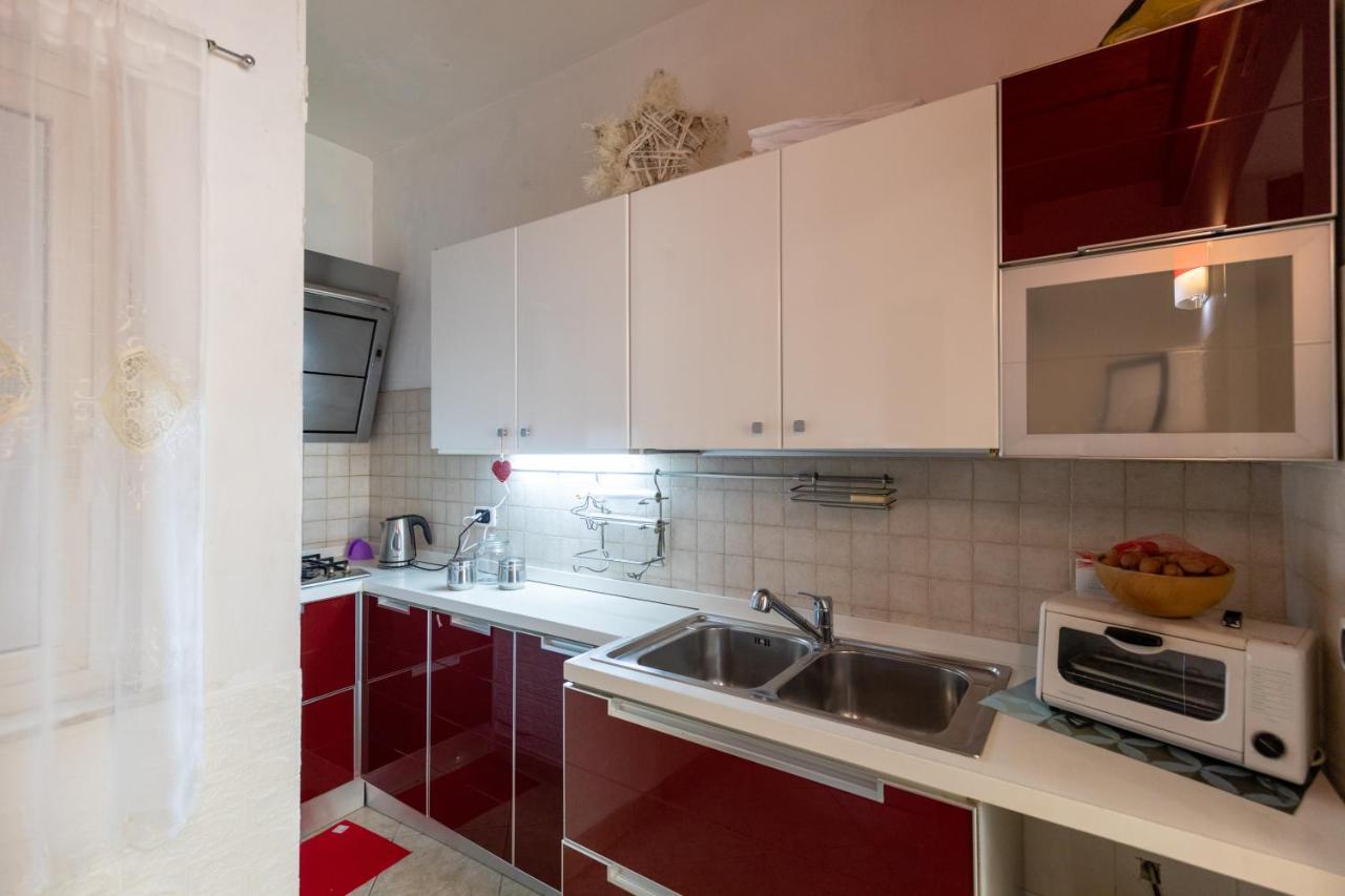 Apartment With Sea View With 2 Lifts Above Montesanto! Naples Exterior photo